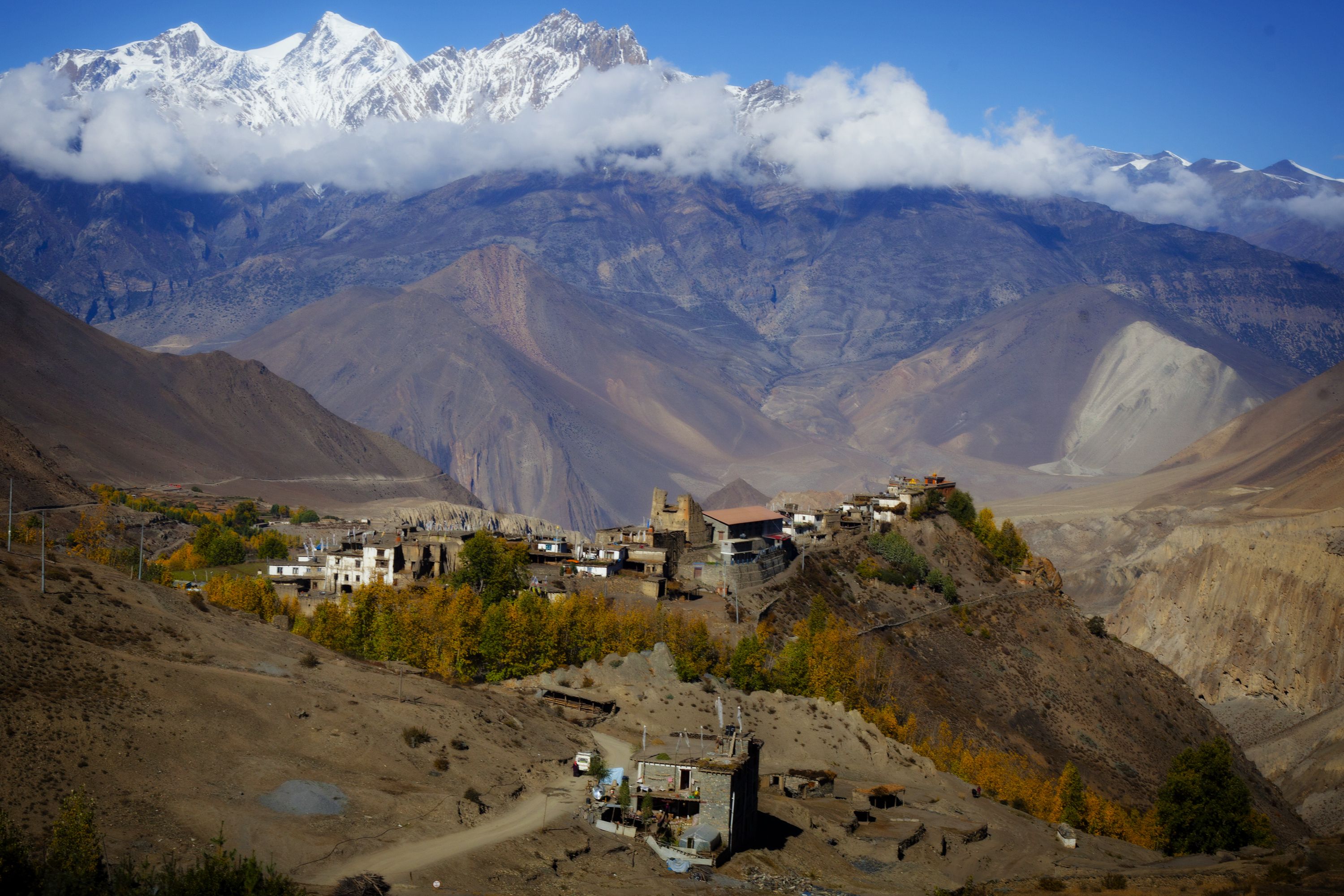 Sanctuaire de Muktinath, lieu de pèlerinage sacré au Népal