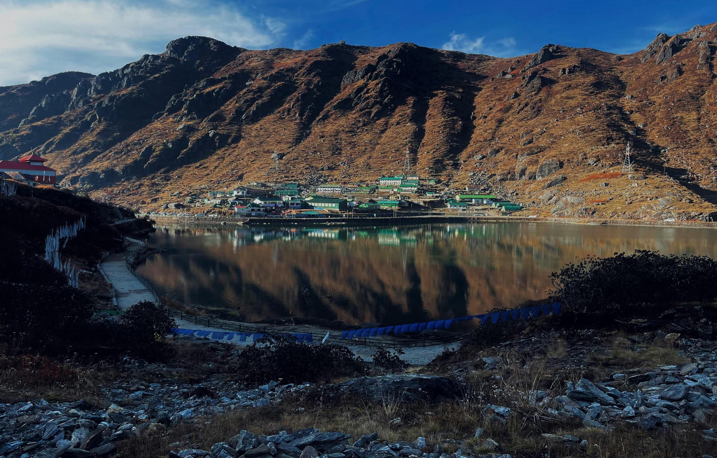 Gangtok - Tsomgo Lake